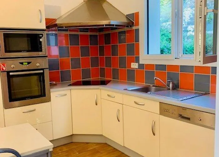 Prázdninový dům Maison F3 Avec Parking, Clim Et Wifi - 4 Pers - Fr-1-703-18